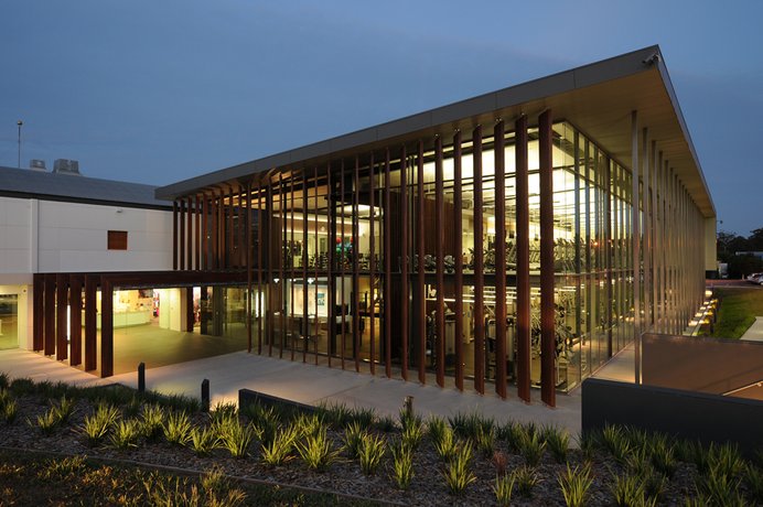 Mingara One Fitness Centre - Graphite Architects