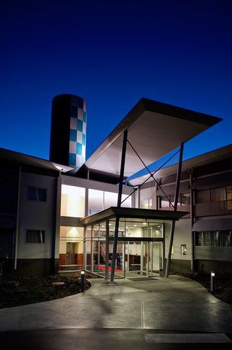 Hobart International Airport Hotel - Xsquared Architects P/L