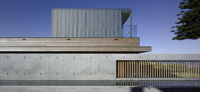 Two Houses at Boomerang Beach - Collins and Turner Architects