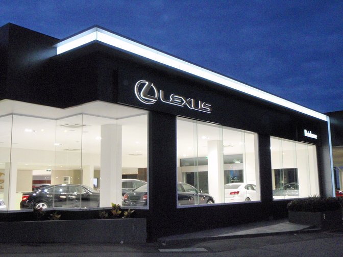 Lexus Brisbane - Trevor Jones Architects