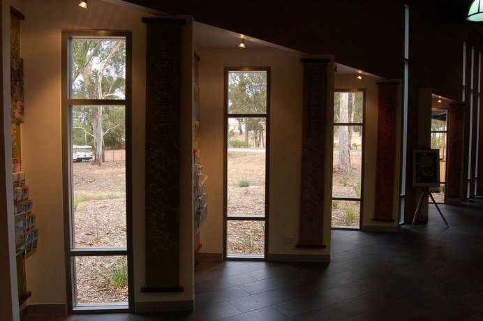 Clare Valley Regional Visitor Information Centre - GP Architects